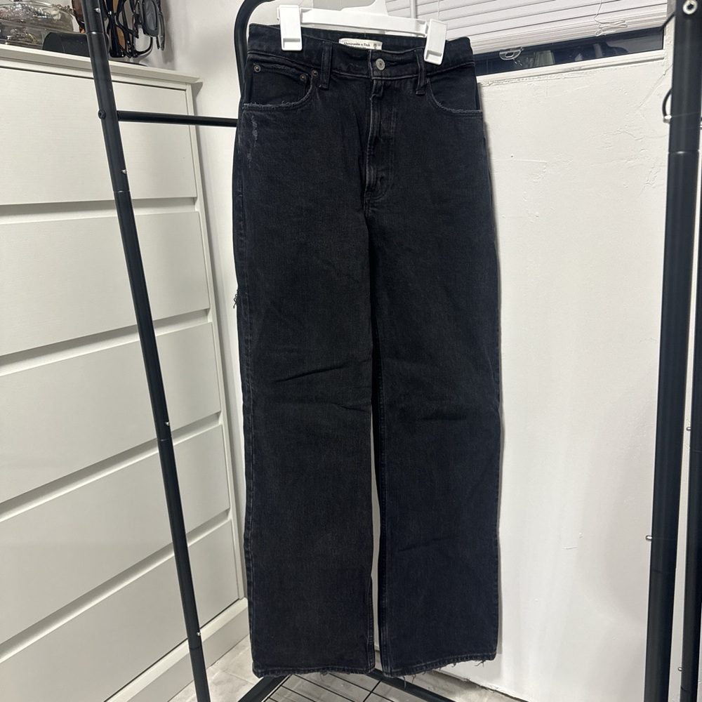 Abercrombie & Fitch 90s Relaxed High Rise Jeans – Black Wash (Curve Love)